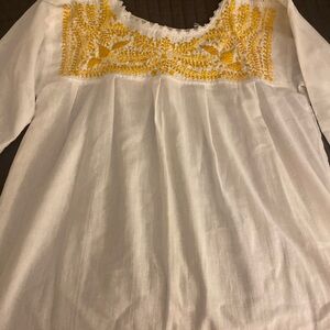 Mexican Handmade White and Yellow Embroidered Women's Top XL NWT SFPF
